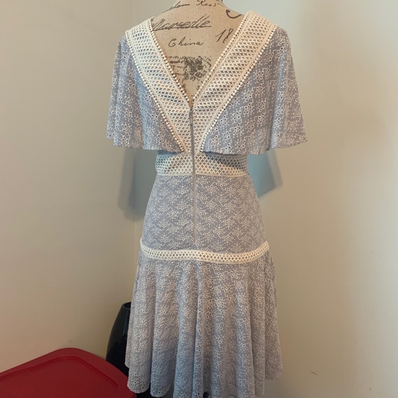 Gianni Bini Alice Lace Eyelet Dress NWT - Picture 9 of 11